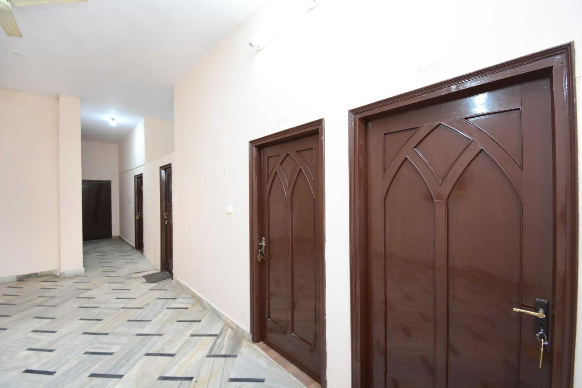 Hotel Asia Palace Pathānkot Екстериор снимка