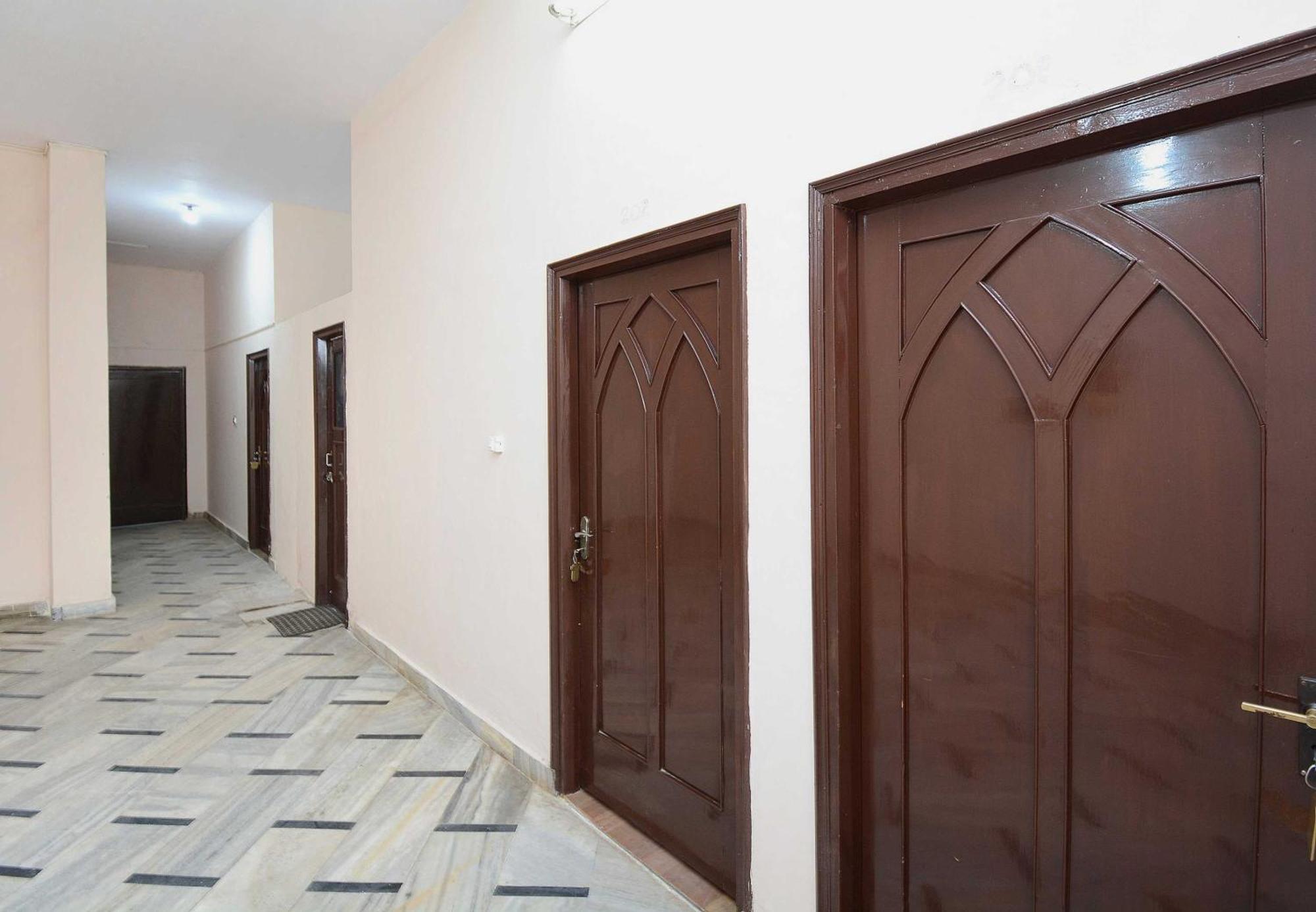 Hotel Asia Palace Pathānkot Екстериор снимка
